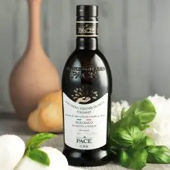 Alternative view of Olio Extravergine di Oliva Biologico